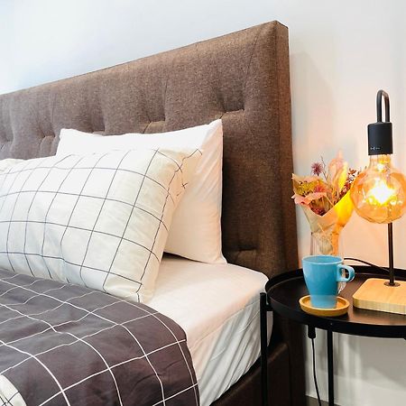 High Floor Studio Austin Regency Mount Austin W Balcony 3 Plus 1Pax 5 Mins Aeon Johor Bahru Exteriör bild